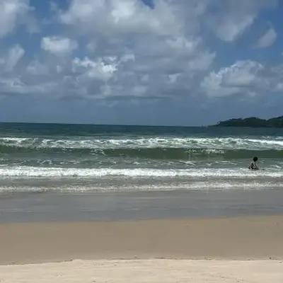 Apto 150m da praia de Bombas
