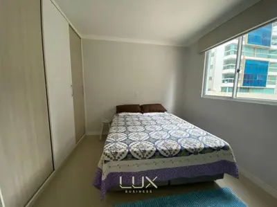 A planta de COD 2 Apartamento Meia Praia Rua do Shopping