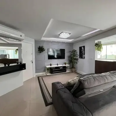 COD 2 Apartamento Meia Praia Rua do Shopping
