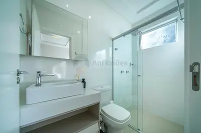 Uma casa de banho em Apto moderno e equipado Itapema PF2379