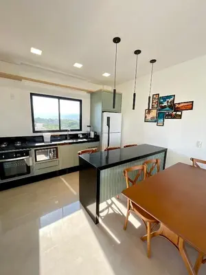 A cozinha ou kitchenette de Linda Cobertura Duplex 4 Suítes 150 metros do mar, vila do sol