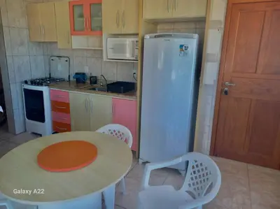 A cozinha ou kitchenette de Apê de frente para o mar, a 1 min da praia!