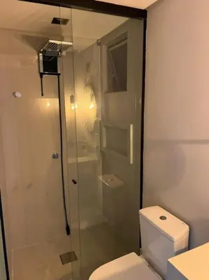 Uma casa de banho em Pe na Areia Ap 2 quartos e terraço, Rua 3704