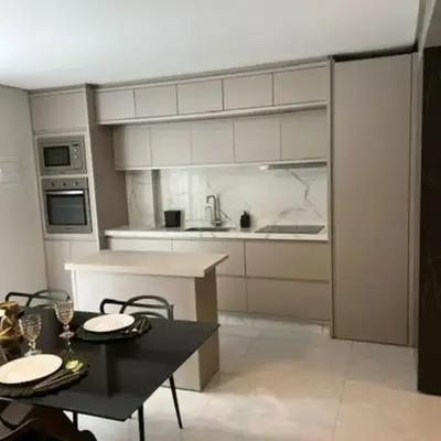Pe na Areia Ap 2 quartos e terraço