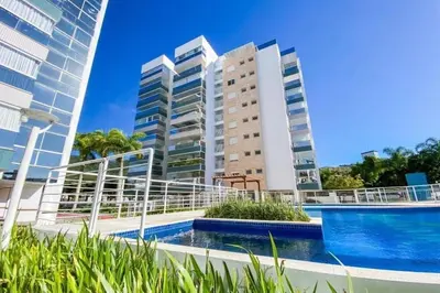 A piscina em ou perto de Incrível apê 3 suites em Palmas