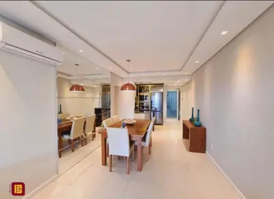 A cozinha ou kitchenette de Incrível apê 3 suites em Palmas