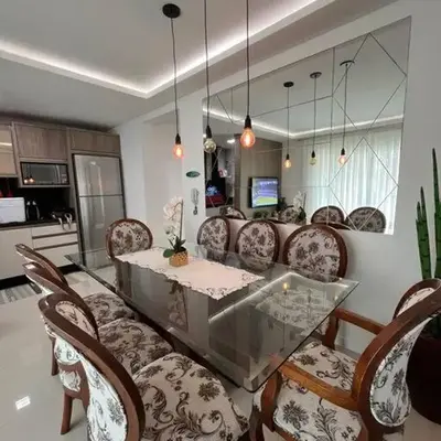 Apartamento a 200m do mar!
