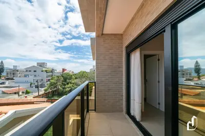 Uma varanda ou terraço em Apartamento com 02 suítes | 30m da praia
