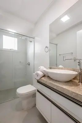 Uma casa de banho em 200 metros do mar, Apartamento 3 suítes para Famílias, Itapema Meia Praia