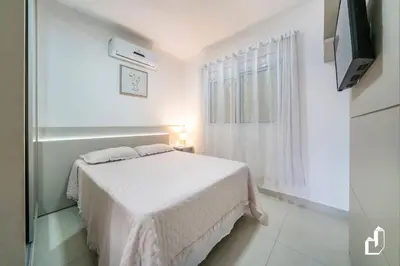 Uma cama ou camas num quarto em Apartamento Garden para 06 pessoas em Mariscal