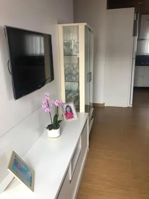 Uma televisão e/ou sistema de entretenimento em sobral