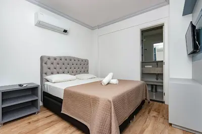 A planta de Eunice Costa 102 – Lindo Apartamento Com Vista Para o Mar em Canto Grande