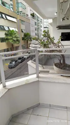 A planta de Apartamento confortável em Meia Praia