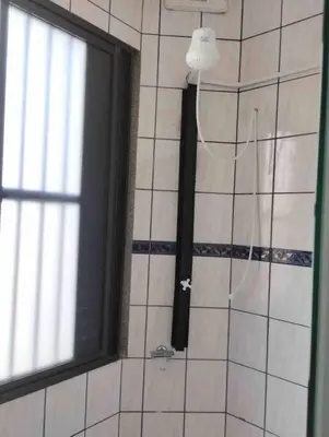 Uma casa de banho em Apto Duplex, 3 quartos, 200m da praia
