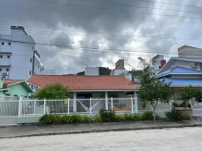 O edifício onde a casa de férias está situado