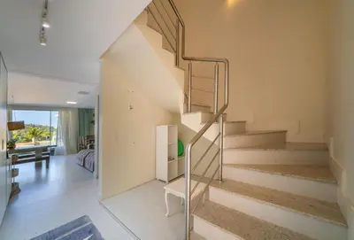 A planta de 4 Suítes Frente Mar Praia da Lagoinha