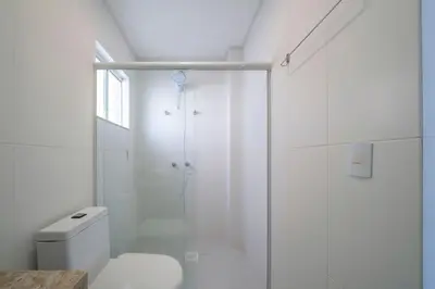 Uma casa de banho em 4 Suítes Frente Mar Praia da Lagoinha