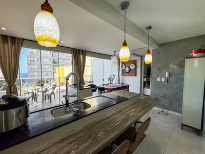 A cozinha ou kitchenette de Apartamento Vista mar