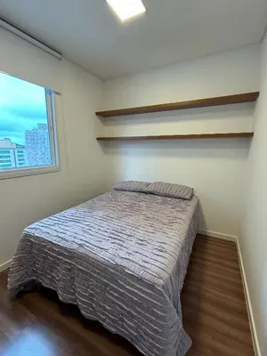Uma cama ou camas num quarto em Apto 3 dormitórios Sky Bridge Residence Itapema