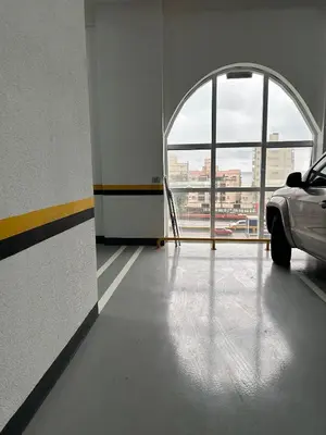 Uma área de estar em Apto 3 dormitórios Sky Bridge Residence Itapema