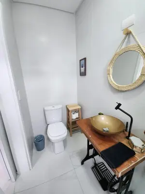 Uma casa de banho em Residencial Imperador Vista Mar