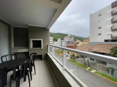 A planta de B117 - Aluguel 03 dormitórios a 200 metros do mar