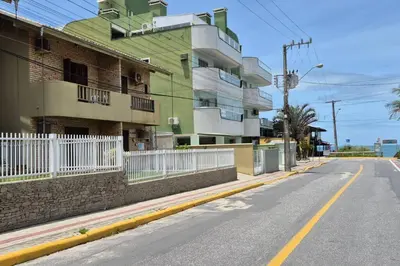 A planta de CONFORTÁVEL APARTAMENTO VISTA MAR QUATRO ILHAs