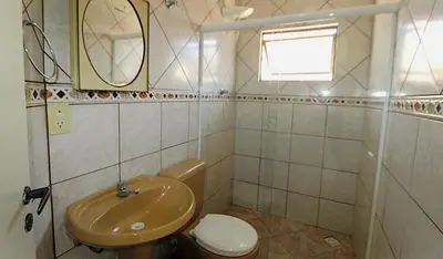 Uma casa de banho em 1019 Apartamento de um dormitório na quadra do mar