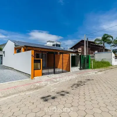 RUC - Casas a 270m da Praia do Canto Grande