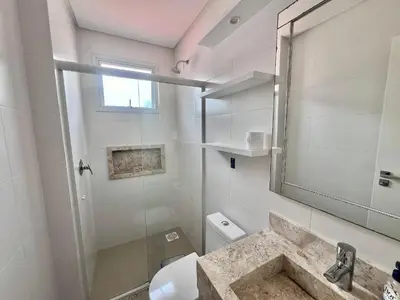 Uma casa de banho em Conforto! Apto com piscina no condomínio! PJ03I