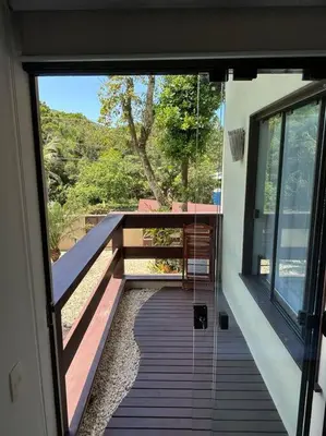 Uma varanda ou terraço em Casa refúgio praia do Estaleiro