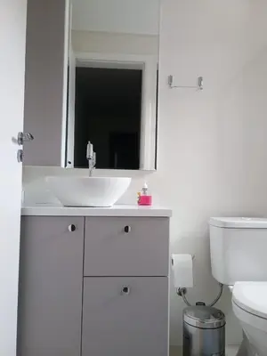 Uma casa de banho em Recanto Aguapés