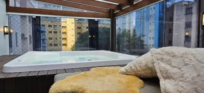 A planta de APARTAMENTO 3 SUITES MEIA PRAIA - ITAPEMA - 90 Metros DO MAR