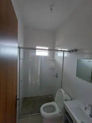 Uma casa de banho em Ap 05 Praia de Mariscal