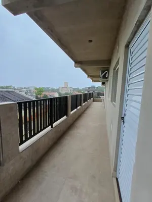 Uma varanda ou terraço em AP 03 Praia Mariscal 800mts mar