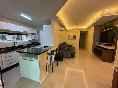 A planta de Apartamento 3 Suítes Vila do Mar Meia Praia