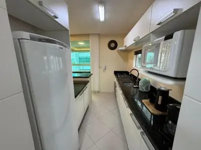A planta de Apartamento 3 Suítes Vila do Mar Meia Praia
