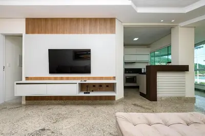 A planta de Praia de Fora 101 – Lindo Apartamento com Vista Panorâmica para o Mar na Praia de Quatro Ilhas.
