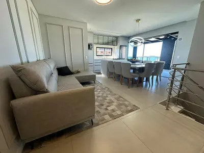 A planta de Cobertura com Vista para o Mar a 200m da Praia – Bombas, Bombinhas