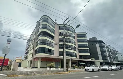 O edifício onde o apartamento está situado