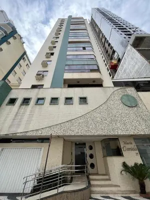 A planta de Apartamento a 50 metros da Praia - Barra Sul- BC