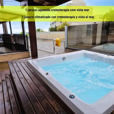 A planta de Casa com Jacuzzi em Bombas