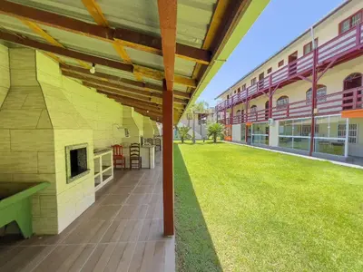 O edifício onde a casa de férias está situado