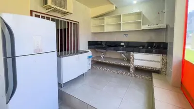 A cozinha ou kitchenette de #08B-M - (Refúgio e Mar) Hospedagem em Canto Grande, Bombinhas