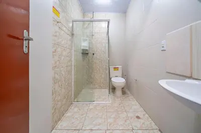 Uma casa de banho em #18-T - (Refúgio e Mar) Hospedagem em Canto Grande, Bombinhas