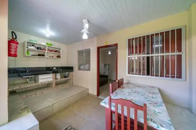 A cozinha ou kitchenette de #03A-M - (Refúgio e Mar) Hospedagem em Canto Grande, Bombinhas