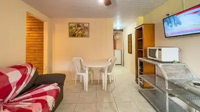 A cozinha ou kitchenette de #40-B - (Refúgio e Mar) Hospedagem em Canto Grande, Bombinhas