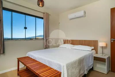 Uma cama ou camas num quarto em Suíte 1 (Ala pôr do sol) - Residencial Solavir