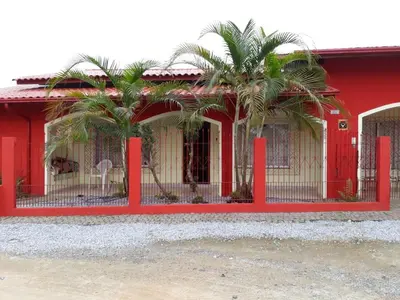 O edifício onde o quarto em acomodação particular está situado