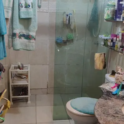 Uma casa de banho em Casa Confortável , espaçosa, proximo da praia